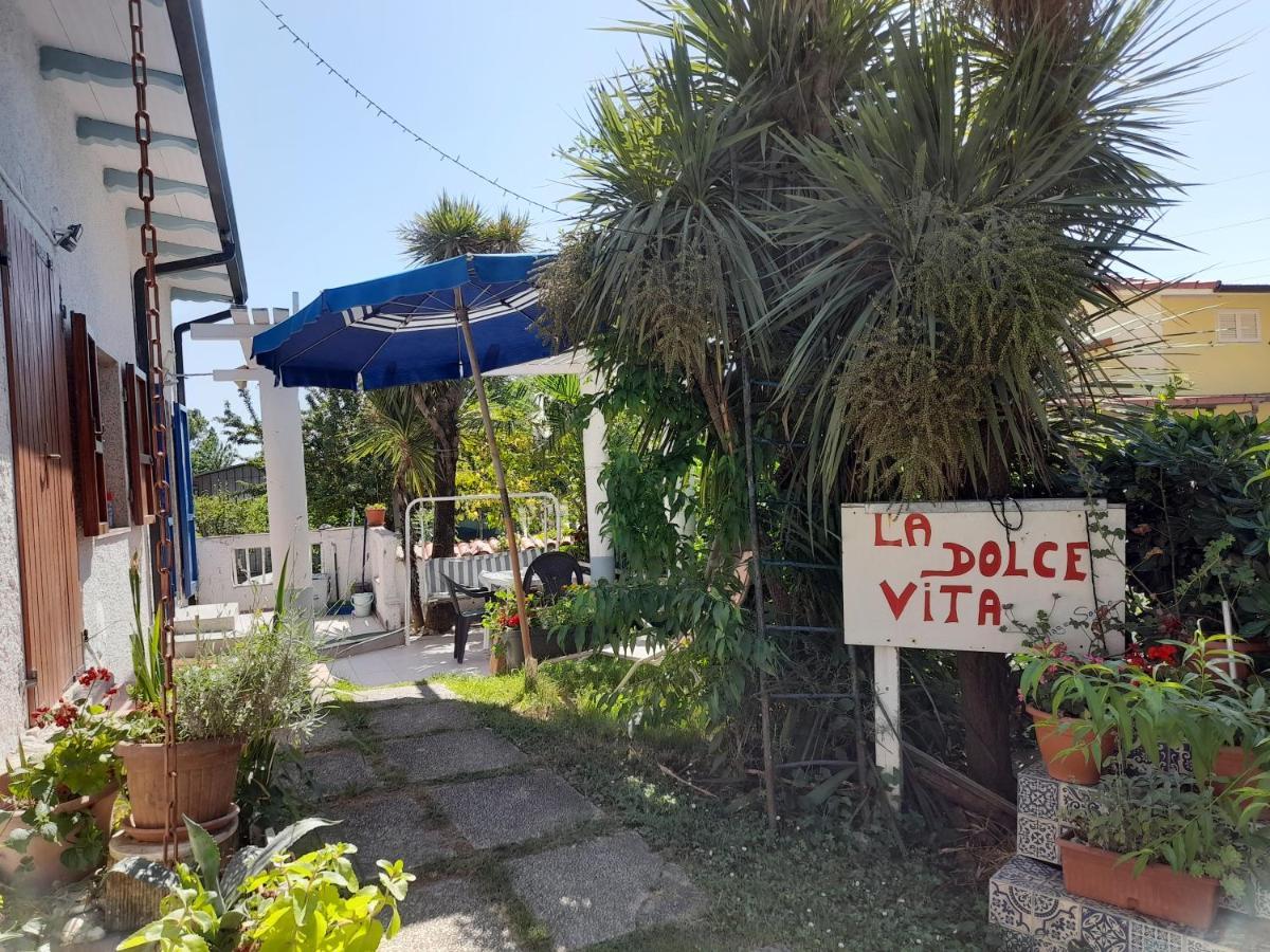 Sogno Vacanze Apartamento Massa  Exterior foto